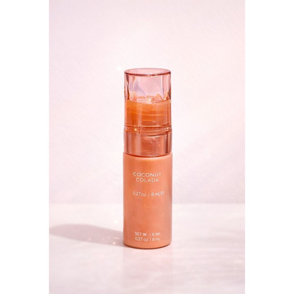 Florence by Mills Stay Plush Lip Oil in Coconut Colada. NEW in box.